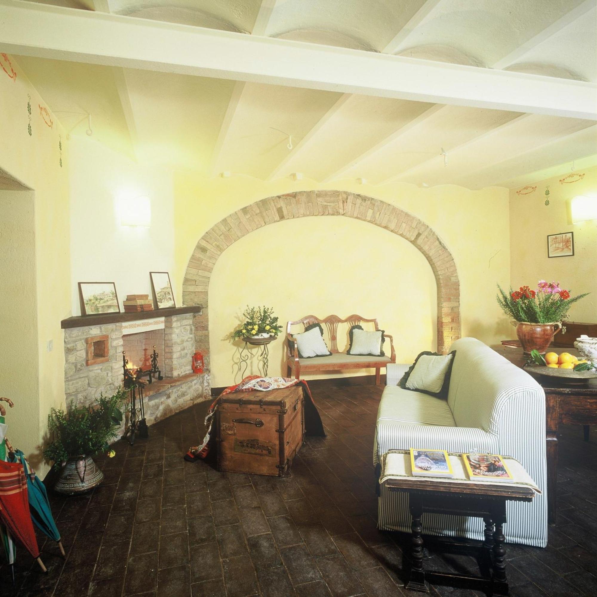 Agriturismo Sant'Illuminato Calzolaro Bagian luar foto